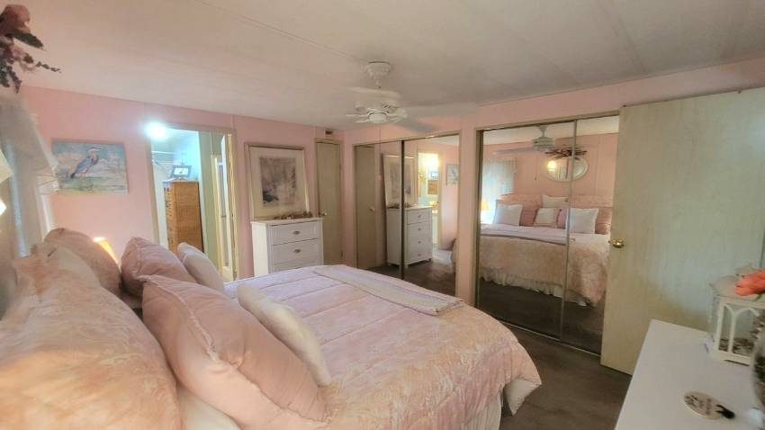 84 Emerald Dr. East a Dundee, FL Mobile or Manufactured Home for Sale